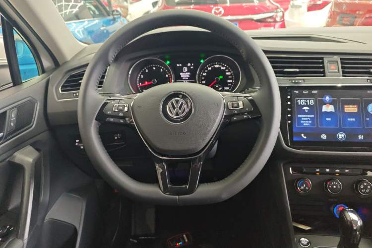 Used Volkswagen Tiguan L 2018 330TSI Automatic Two-Wheel Drive Luxury Edition
