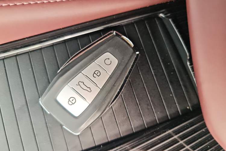 Used Geely Auto Monjaro L 2021 2.0TD DCT EVO Two-Wheel Drive Smart Luxury Version
