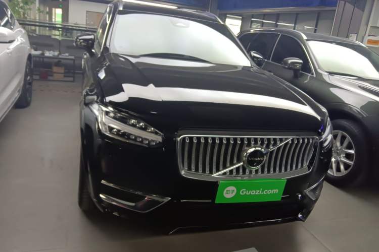 Used Volvo XC90 2023 B6 Zhiya Luxury 7-Seater
