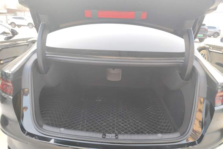 Used BYD Han 2024 EV Glory Edition 715KM Front-Wheel-Drive Flagship Model
