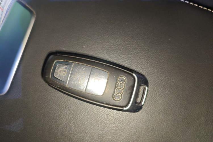 Used Audi A6L 2019 40 TFSI Luxury Dynamic Model
