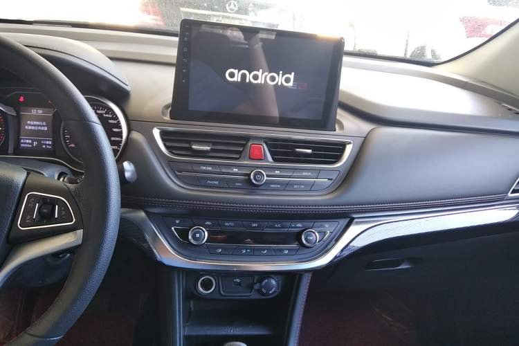 Used  Refine S3 2017 1.6L CVT Luxury Smart Model
