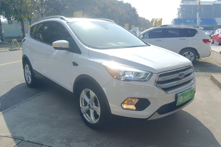 Used Ford Kuga 2017 EcoBoost 180 Two-Wheel-Drive Tiger Leap Model
