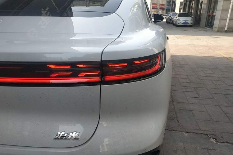 Used VOYAH PASSION 2024 PHEV Four-Wheel Drive Ultra-Long Range Executive Edition
