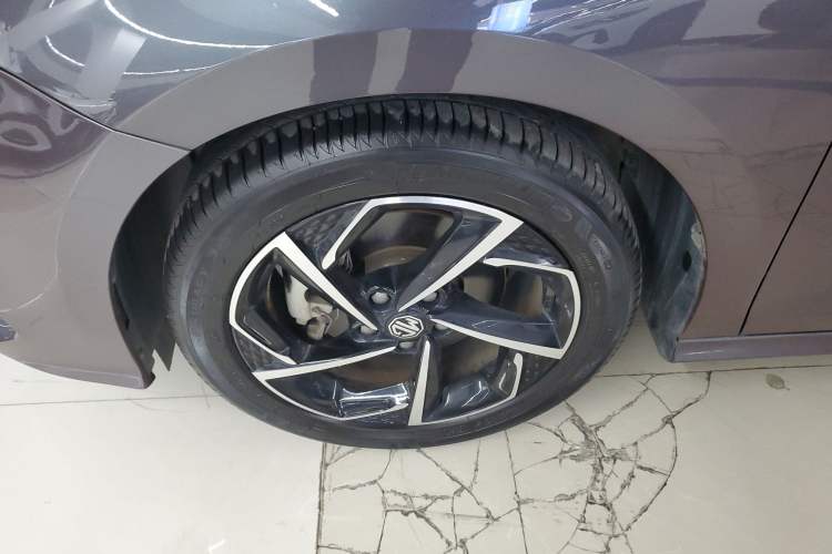 Used MG 5 2021 Revised 300TGI DCT Qingshè Luxurious Enjoyment Edition
