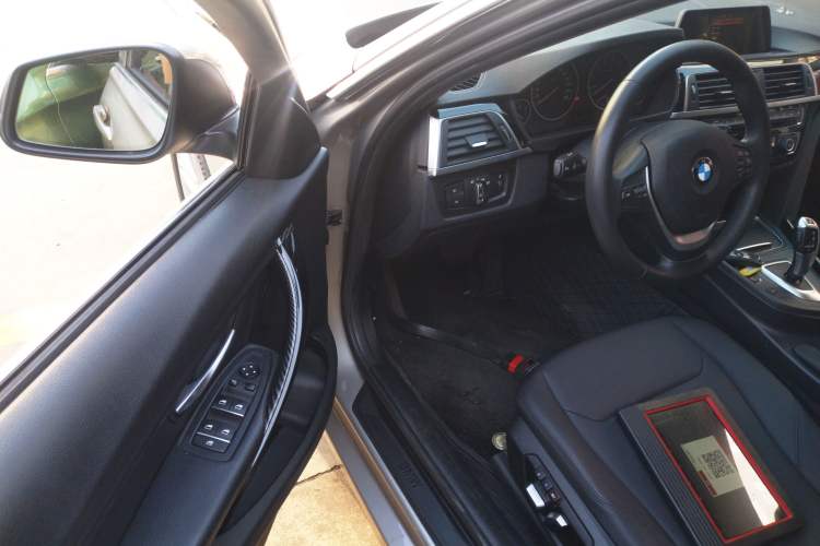 Used BMW 3 Series 2016 320Li Fashion Model
