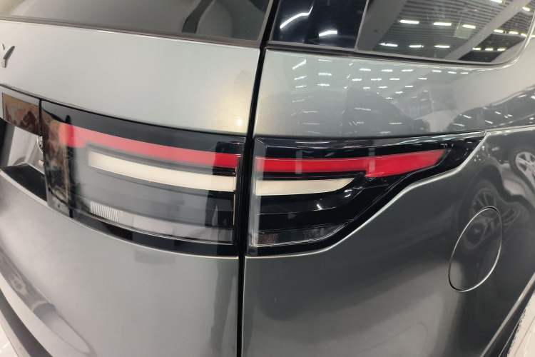 Used Land Rover Discovery 2017 3.0 SC V6 SE