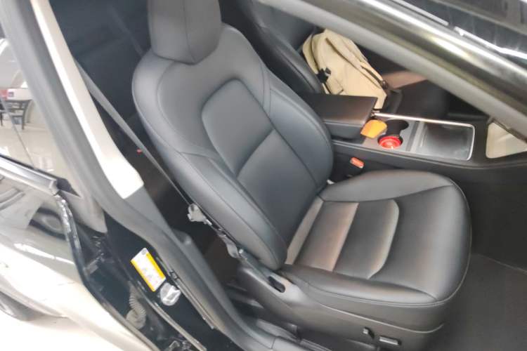 Used Tesla Model Y 2023 Rear-Wheel-Drive Version