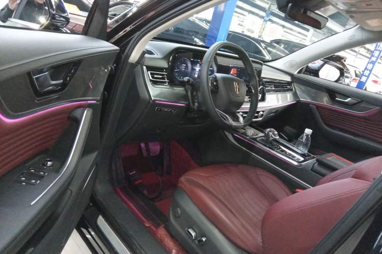 Used Hongqi HS5 2023 2.0T Four-Wheel Drive Flagship Pro Edition
