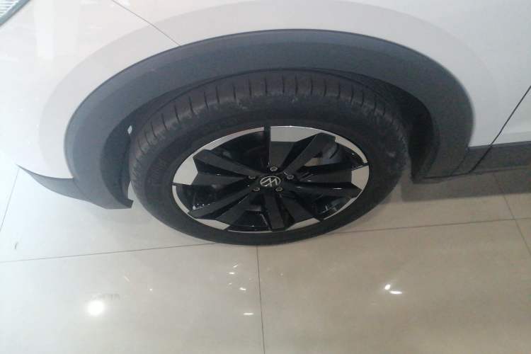 Used Volkswagen Tacqua 2023 200TSI DSG Joy-Connect Edition