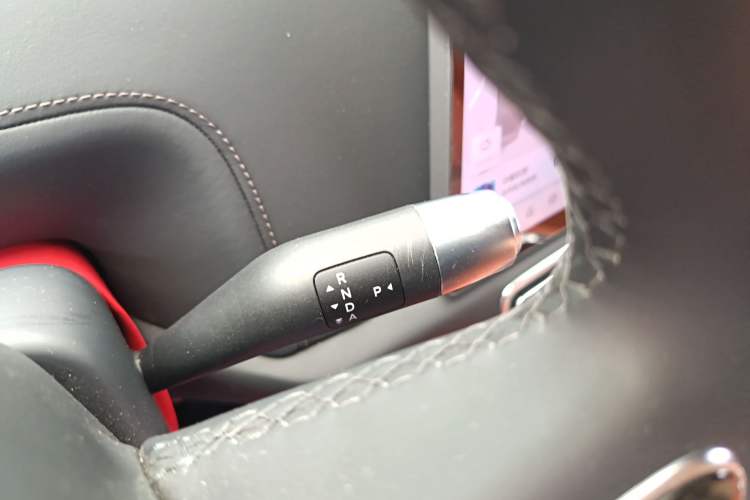 Used Li Auto L8 2023 Pro Model
