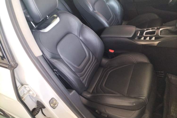 Used  5 2015 1.6T Elegant Edition THP160
