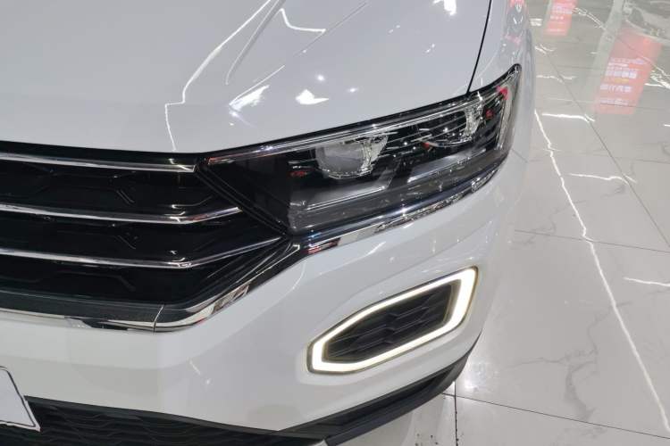 Used Volkswagen T-ROC 2020 230TSI DSG Two-Wheel Drive Advanced Version
