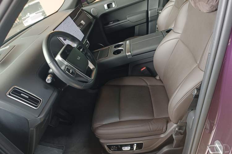 Used Li Auto L9 2022 Max model