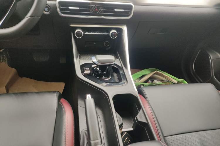 Used Geely Auto Coolray 2021 1.4T DCT Platinum Edition
