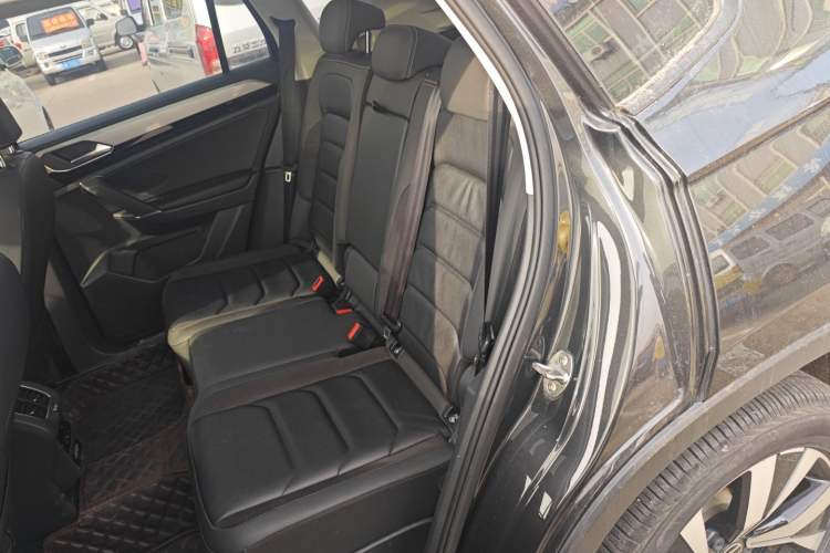 Used Volkswagen Tayron 2022 330TSI Two-Wheel Drive Luxury Smart Connectivity Version
