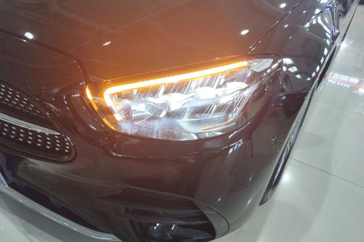 Used Mercedes-Benz E-Class 2023 E 260 L Sport 4MATIC
