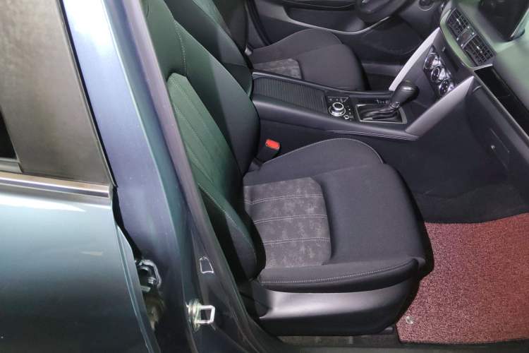 Used Mazda CX-4 2016 2.0L Automatic 2WD Blue Sky Dynamic Edition