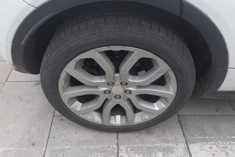 Used Land Rover Range Rover Evoque 2014 2.0T 5-Door Ignite Edition
