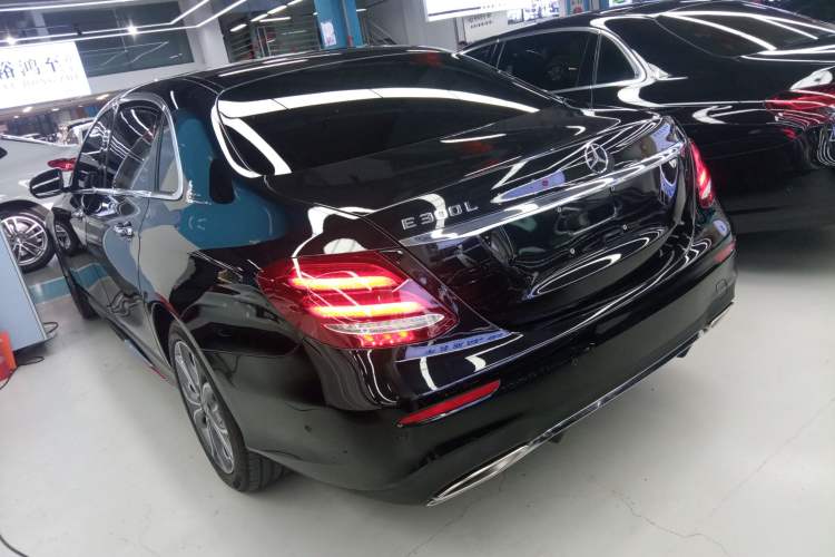 Used Mercedes-Benz E-Class 2020 Restyled E 300 L Sporty and Stylish Edition
