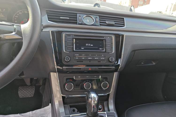 Used Volkswagen Passat 2017 1.8TSI DSG Government Procurement Version (CEA Engine)
