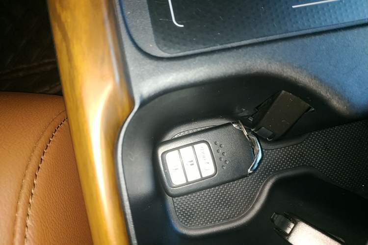 Used Honda CR-V 2021 240TURBO CVT 2WD Fashion Edition