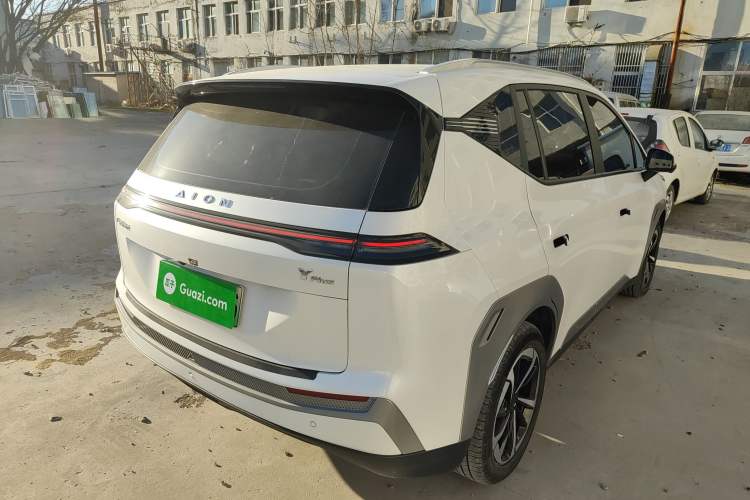 Used AION Y 2023 Younger Star Edition