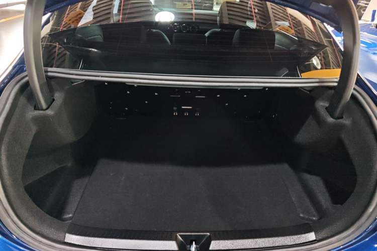 Used Mercedes-Benz A-Class 2021 A 200 L Sport Sedan Fashion Model
