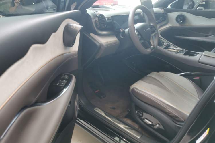 Used BYD Frigate 07 2023 DM-i 205KM Flagship Model
