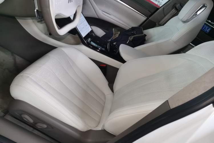 Used  L7 2022 Pro Model