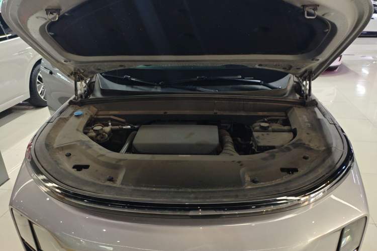 Used Li Auto L9 2022 Max model
