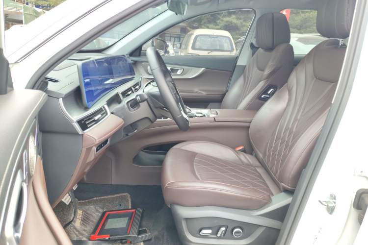 Used Chery Tiggo 8 PRO 2024 Champion Edition 390T Two-Wheel Drive Aoshi Version 5 Seats
