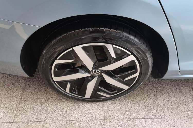 Used Volkswagen Lamando 2023 Lavida L 280TSI DSG Cool & Spicy Edition