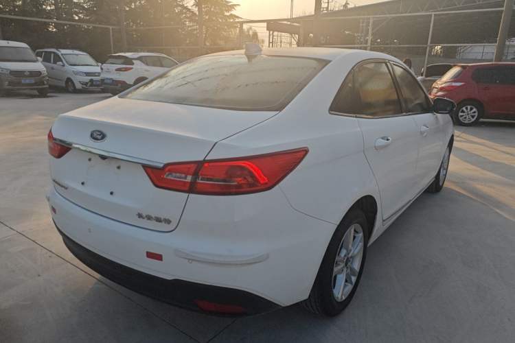 Used Ford Escort 2019 Revised Version 1.5L Automatic Enjoyment Type China VI Standard