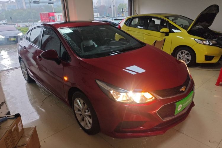 Used Chevrolet Cruze 2018 Revised Version 320 Automatic Pioneer Edition