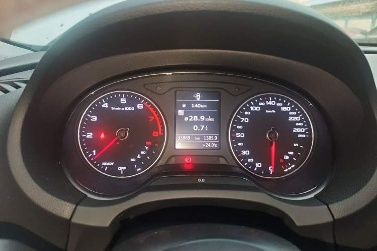 Used Audi A3 2017 Limousine 35 TFSI Fashion Model
