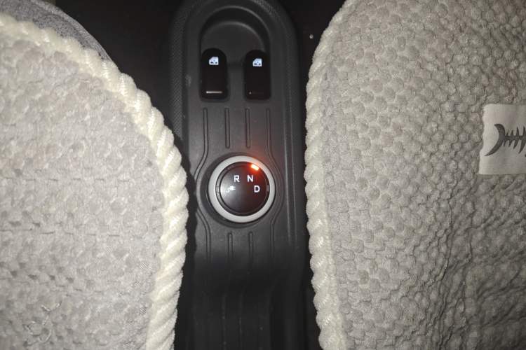 Used Wuling Hongguang MINIEV 2022 Macaron Premium Model – Lithium Iron Phosphate