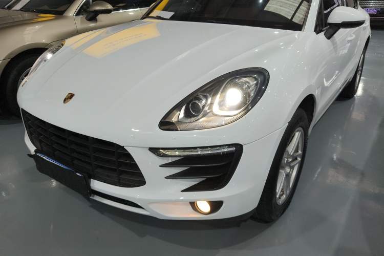 Used Porsche Macan 2017 Macan 2.0T
