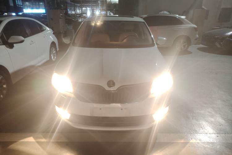 Used Skoda Rapid 2016 1.6L Automatic Chuanxing Edition

