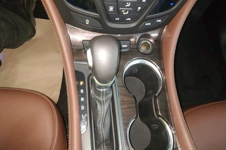 Used Buick Envision 2017 28T Four-Wheel Drive Elite Model