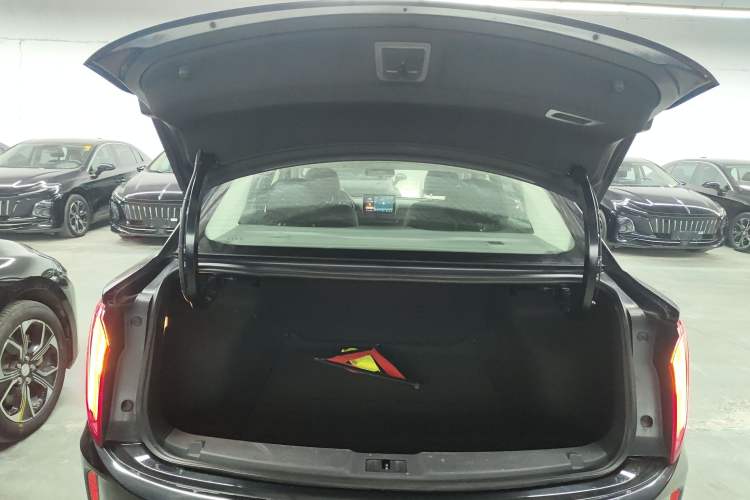 Used Hongqi E-QM5 2021 Charging Flagship Edition