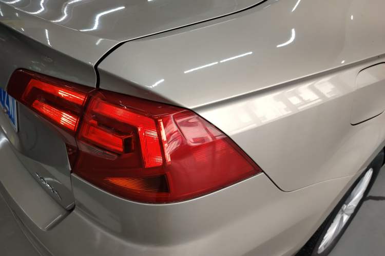 Used Volkswagen Bora 2017 1.6L Automatic Fashion Model
