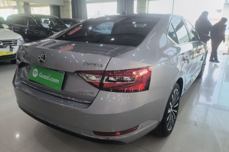 Used Skoda Superb 2016 TSI330 DSG Smart Drive Edition
