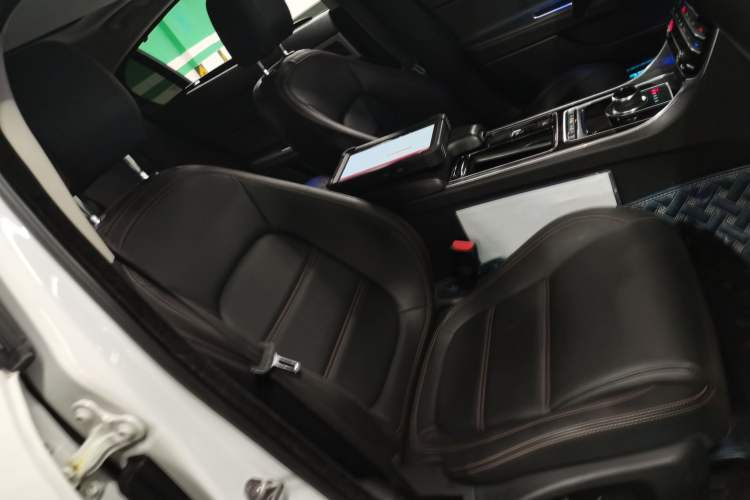 Used Jaguar XEL 2019 2.0T 250 PS Premium Edition