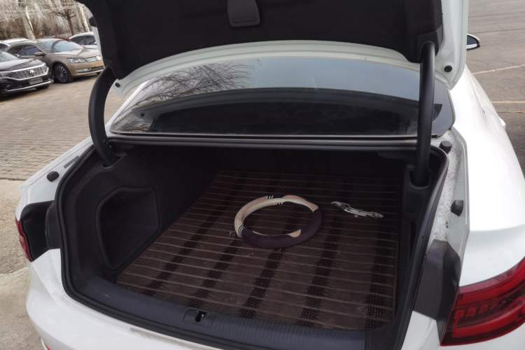 Used Audi A4L 2018 30th Anniversary Edition 40 TFSI Trendy Model