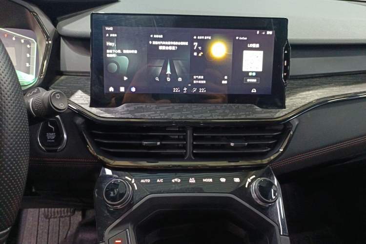 Used Lynk & Co 06 2020 1.5T JinPro model
