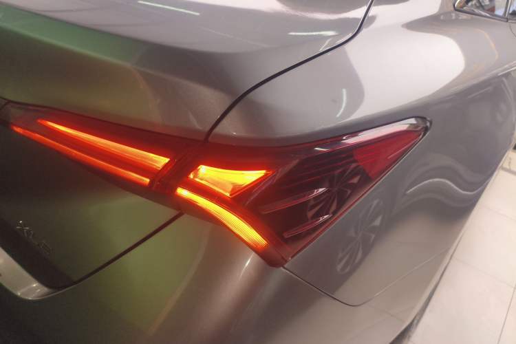 Used Toyota Avalon 2019 2.0L XLE Premium Edition China VI
