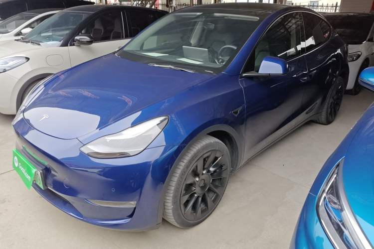Used Tesla Model Y 2021 Long-Range All-Wheel-Drive Version 3D7