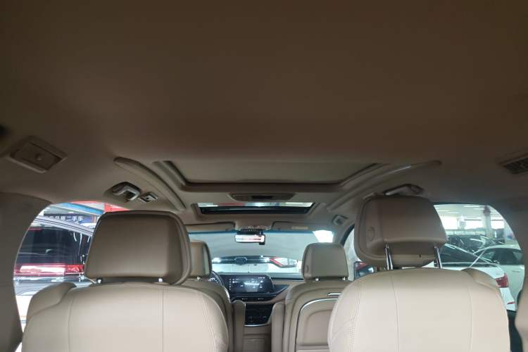 Used Buick GL8 2021 ES Land Cruiser 653T Flagship Model
