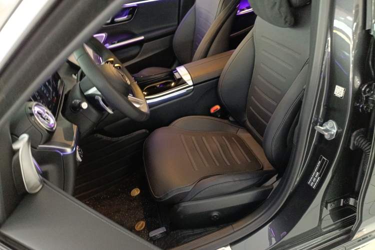 Used Mercedes-Benz C-Class 2023 Second Facelift C 260 L Sport Edition
